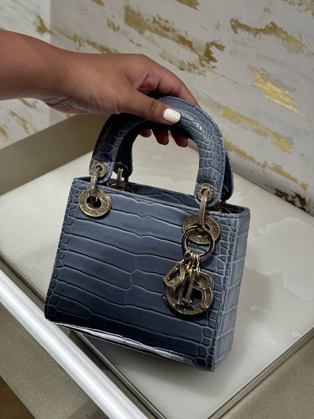 Dior fragrance product photography — luxury beauty brand content by byag.studio